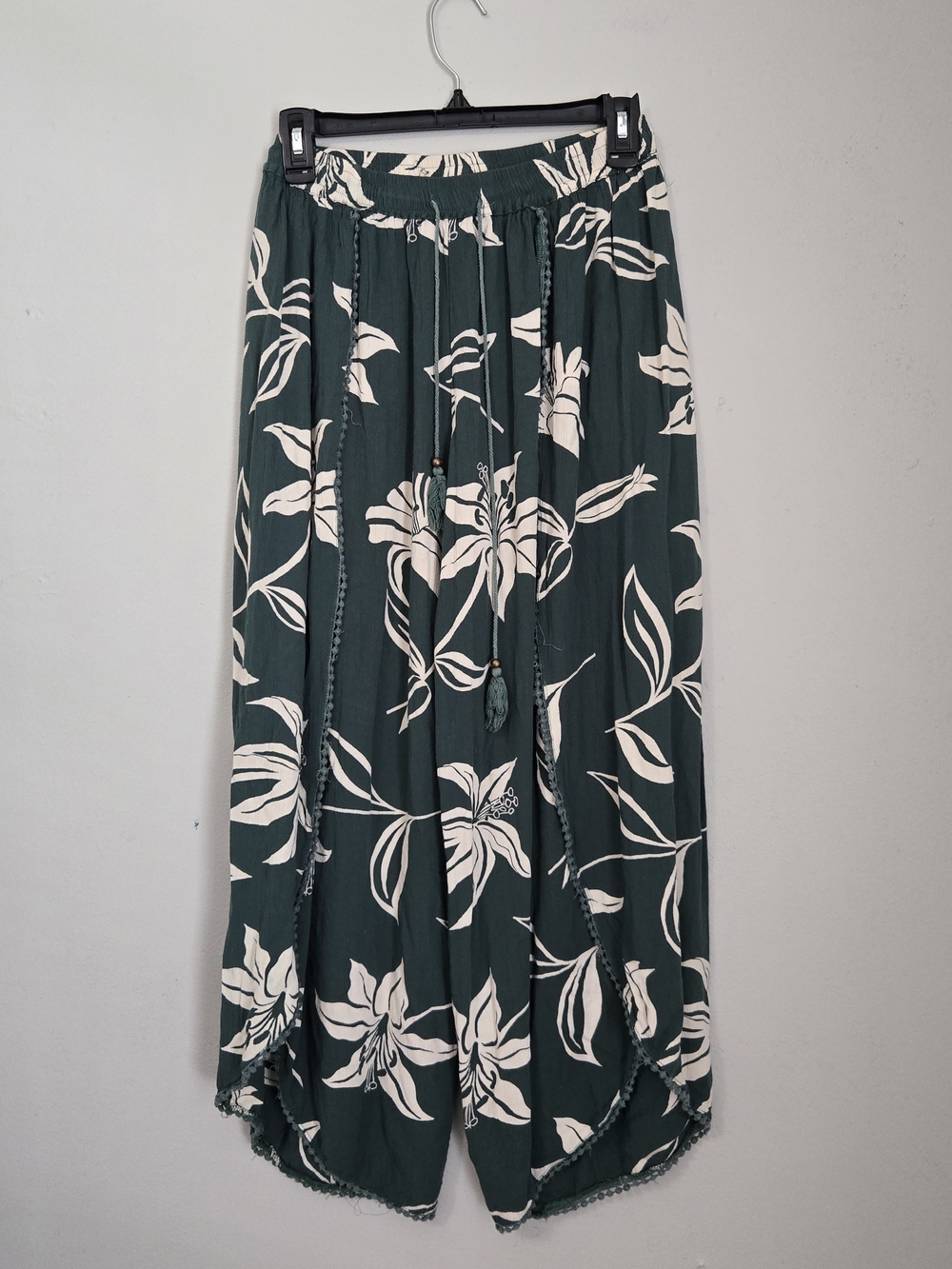 Angie Forest Green Floral Split Leg Pants